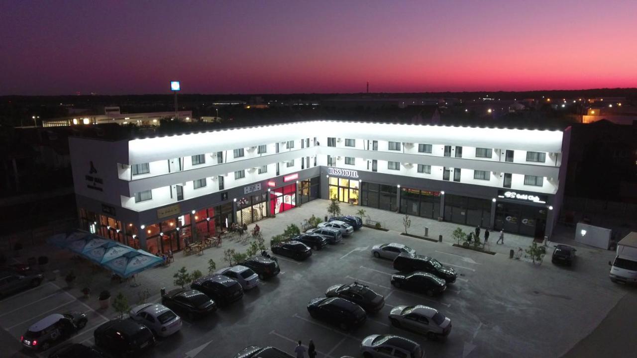 Bliss Inn Tunari Voluntari Esterno foto